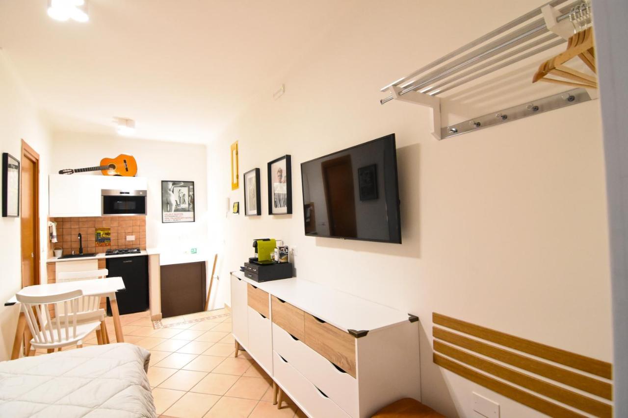 Blablabla Apartment Naples Luaran gambar