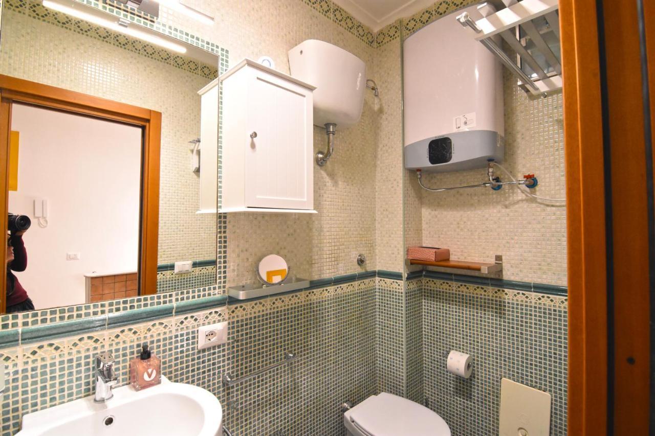 Blablabla Apartment Naples Luaran gambar